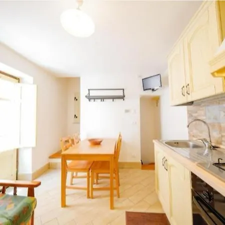 Apartament Tower Sea View - Su 3 Livelli